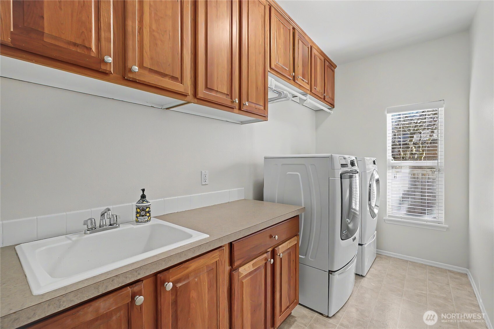 3104 Cedrona Drive NW, Olympia, WA 98502-3849