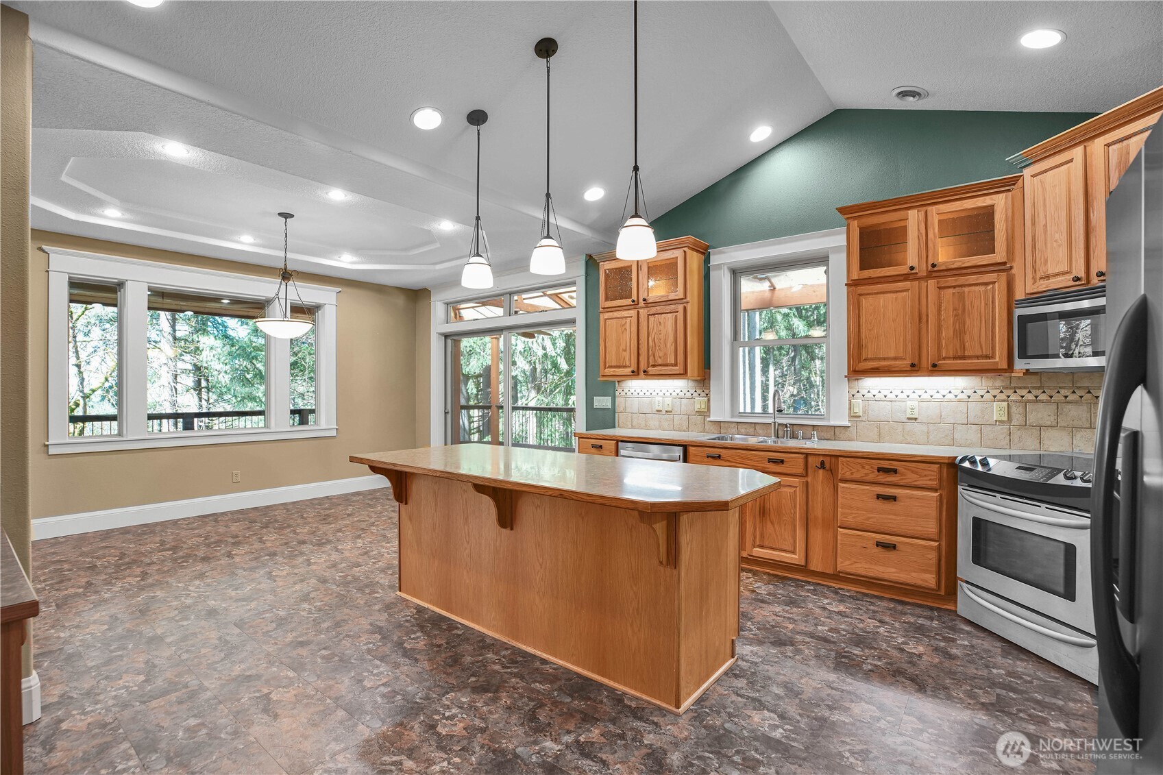 15308 NE Bonanza Rd , Brush Prairie, WA 98606