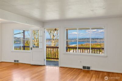 7508 56th Avenue NE, Seattle, WA 98115 - Photo 5