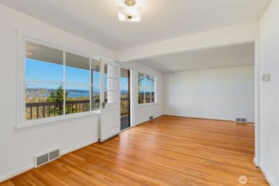 7508 56th Avenue NE, Seattle, WA 98115 - Photo 9