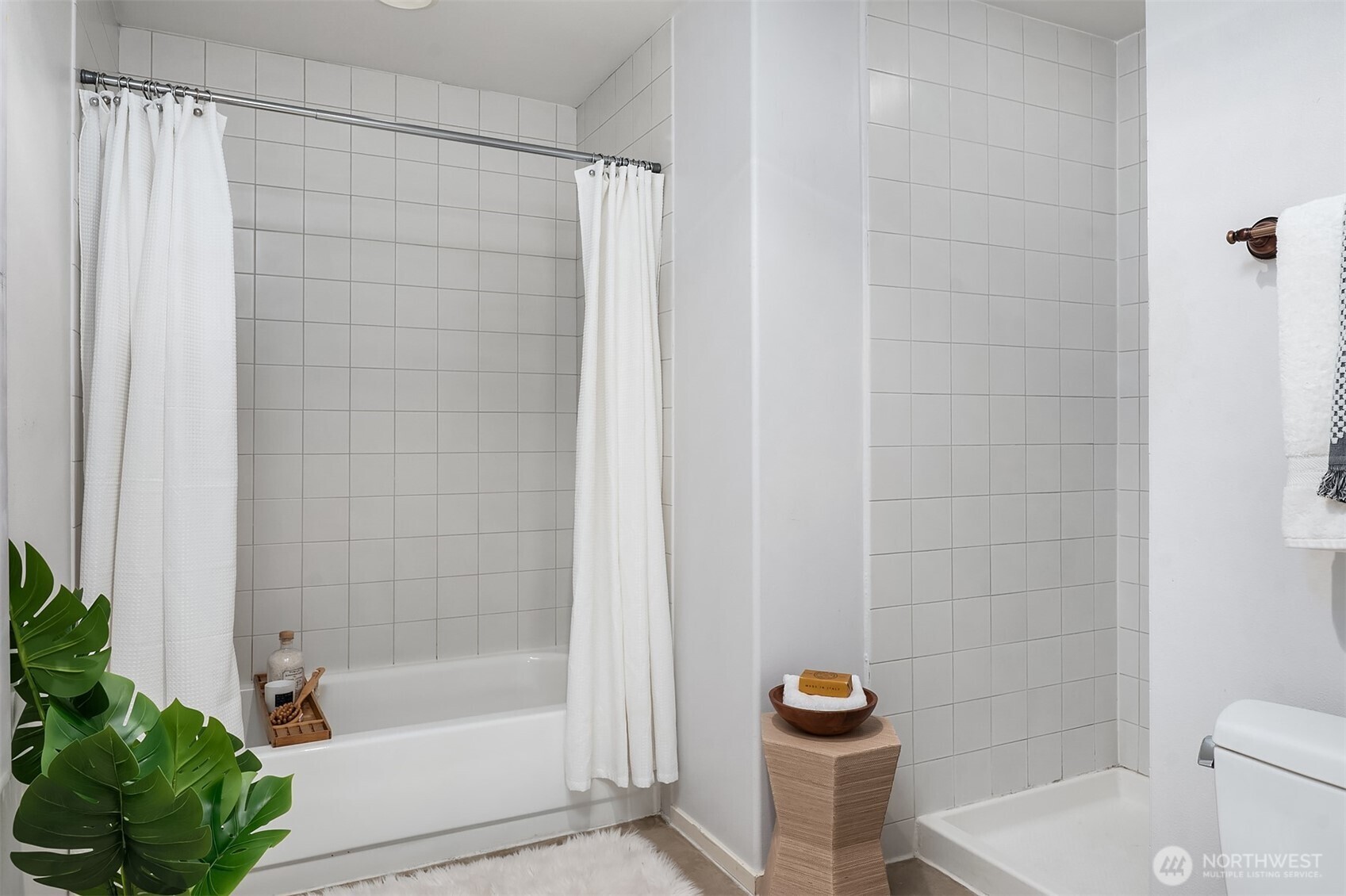 1101 NW 59th Street , Seattle, WA 98107