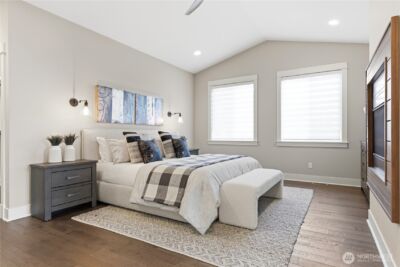 260 NE Alder Street , Issaquah, WA 98027 - Photo 21