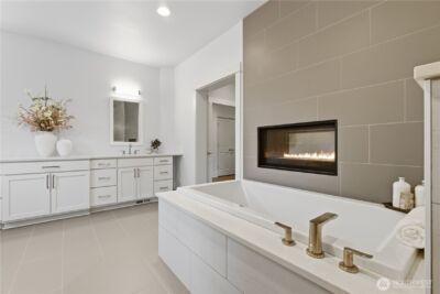 260 NE Alder Street , Issaquah, WA 98027 - Photo 25