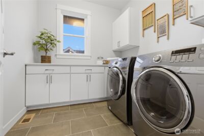 260 NE Alder Street , Issaquah, WA 98027 - Photo 30