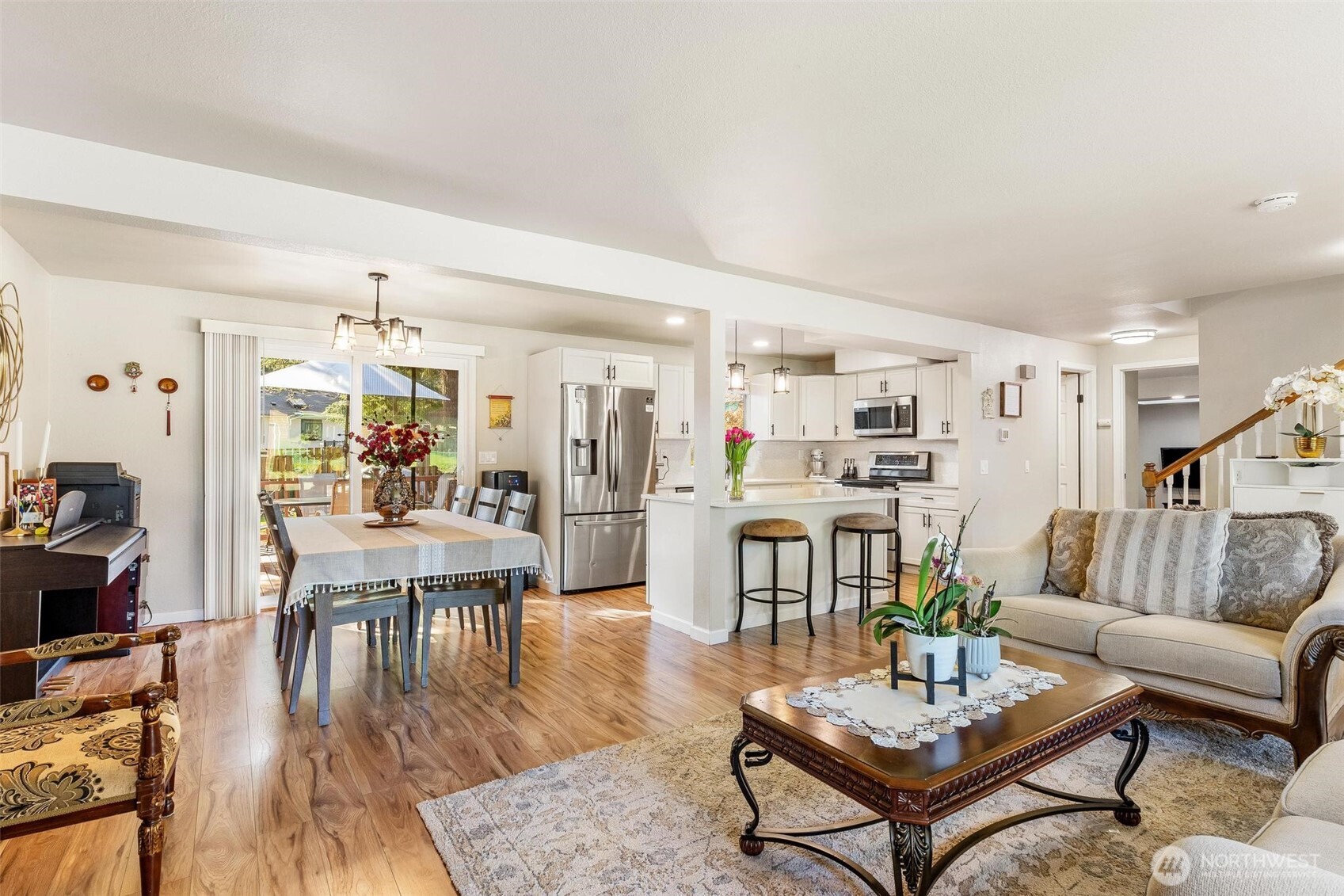 28915 229th Place SE, Black Diamond, WA 98010