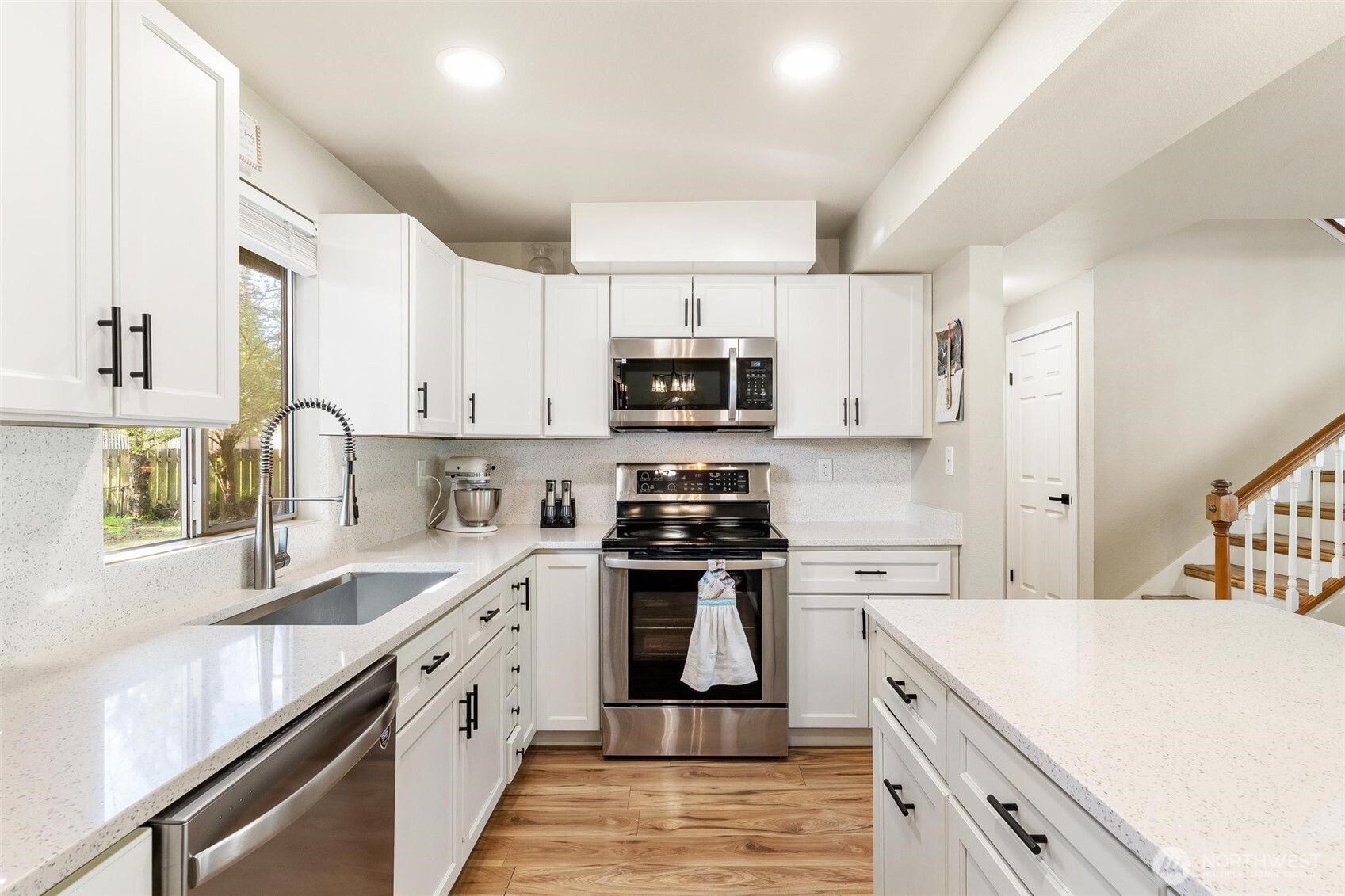 28915 229th Place SE, Black Diamond, WA 98010