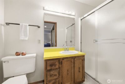 20319 92nd Avenue W, Edmonds, WA 98020 - Photo 17