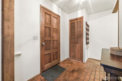 20319 92nd Avenue W, Edmonds, WA 98020 - Photo 19