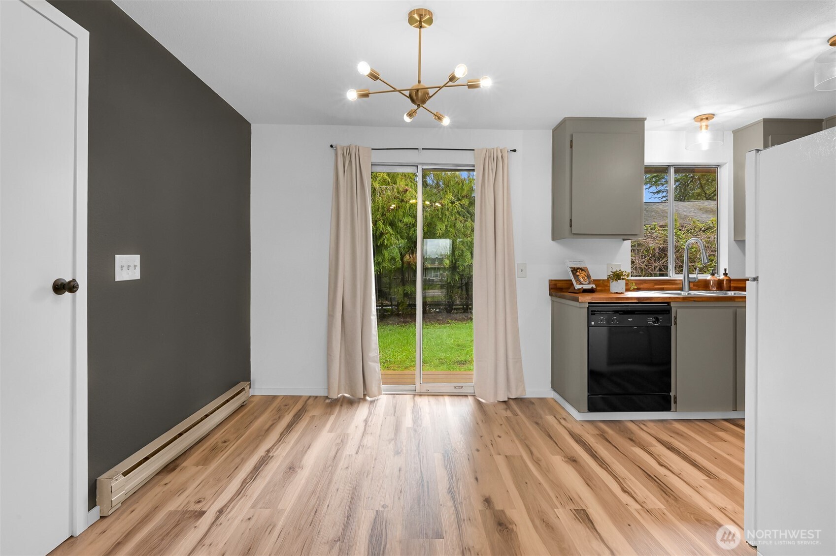 4383 Vista Ave , Blaine, WA 98230