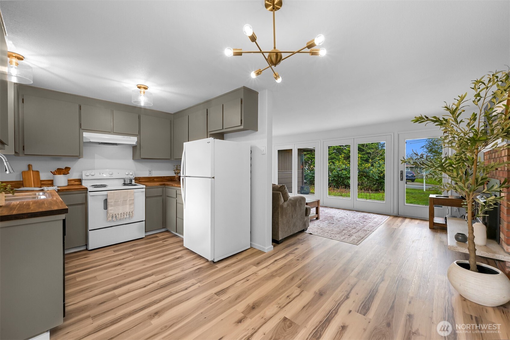 4383 Vista Ave , Blaine, WA 98230