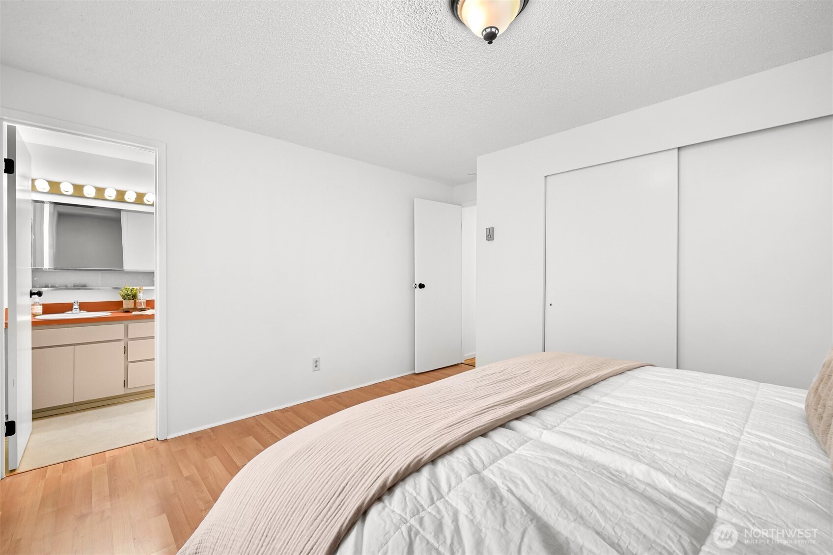 4383 Vista Ave , Blaine, WA 98230