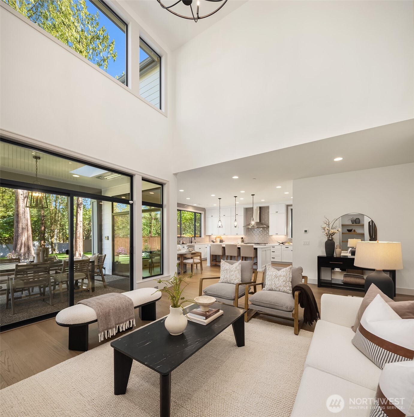 14030 NE 6th Place , Bellevue, WA 98007