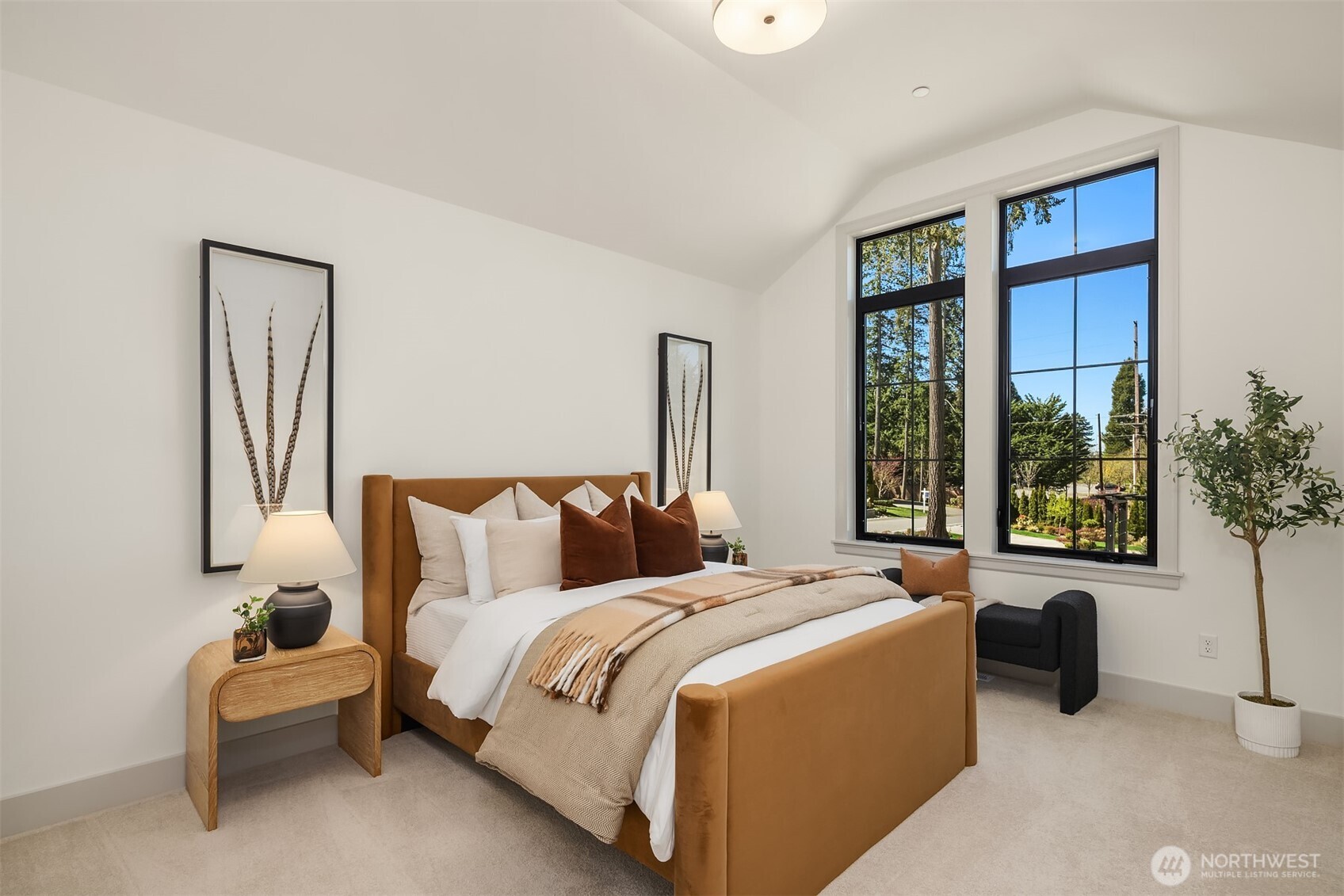 14030 NE 6th Place , Bellevue, WA 98007