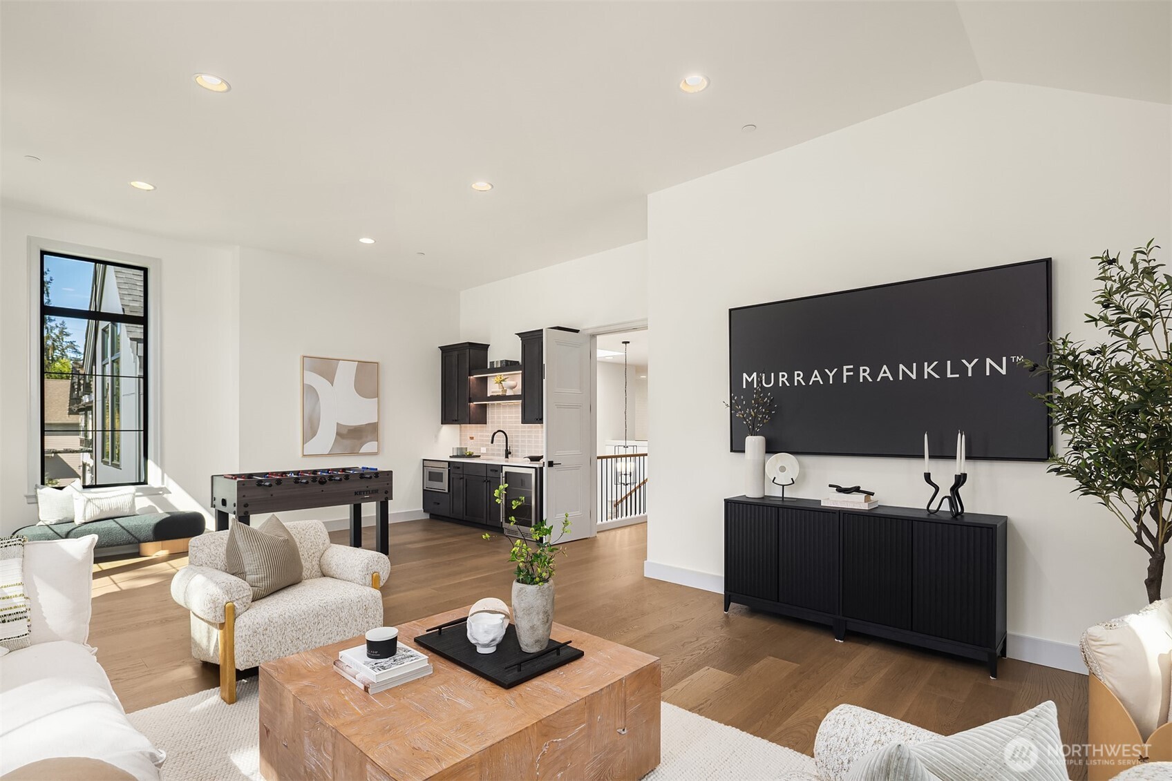 14030 NE 6th Place , Bellevue, WA 98007