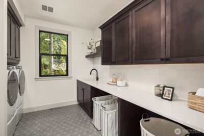 14030 NE 6th Place , Bellevue, WA 98007 - Photo 30