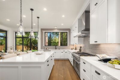 14030 NE 6th Place , Bellevue, WA 98007 - Photo 7