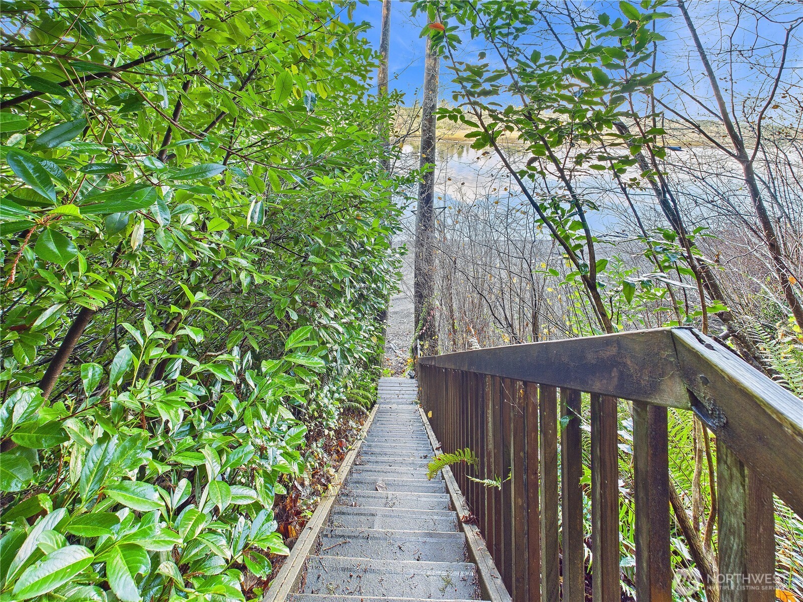 1341 E Beaver Avenue , Shelton, WA 98584