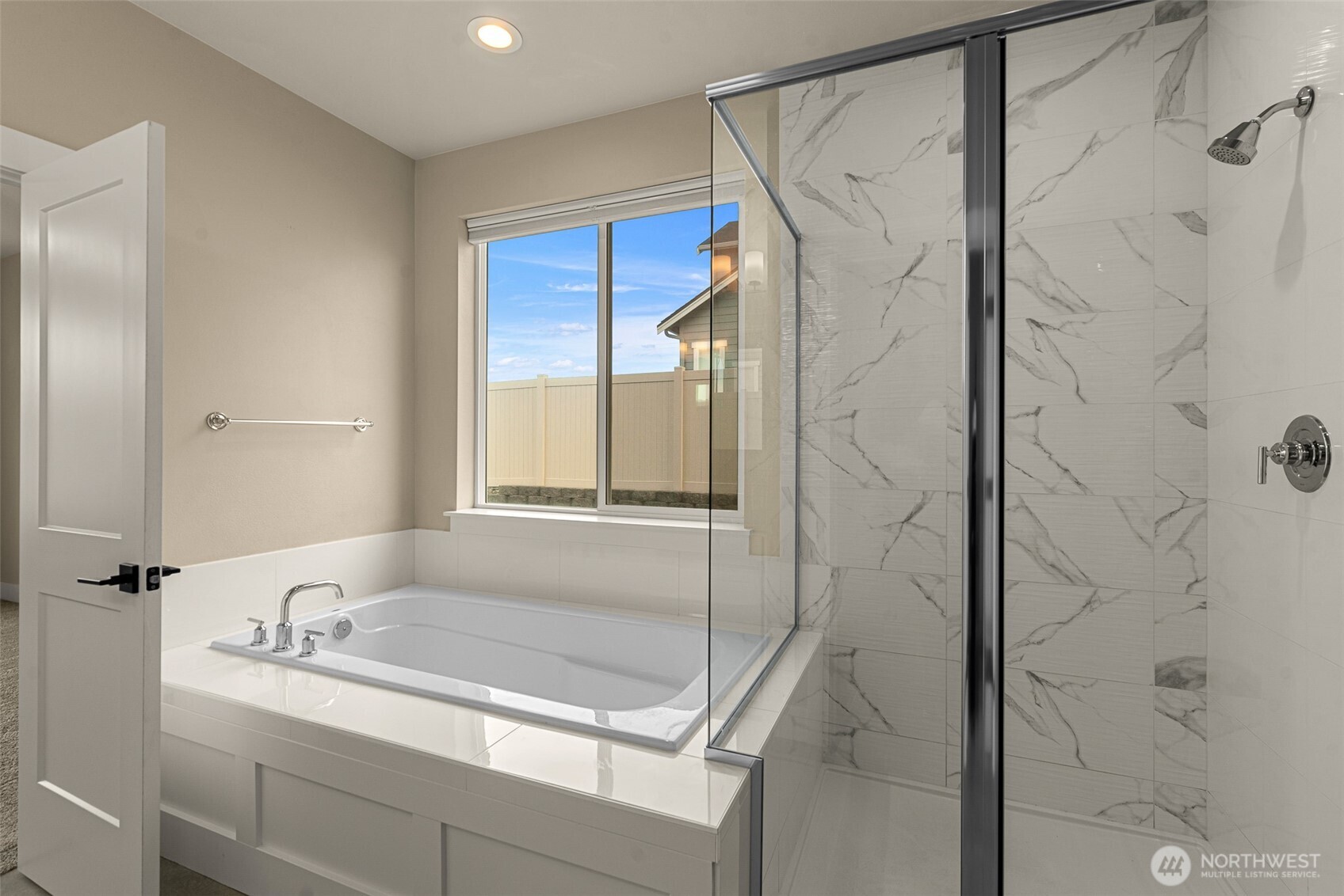 2079 Legacy Place SE, East Wenatchee, WA 98802