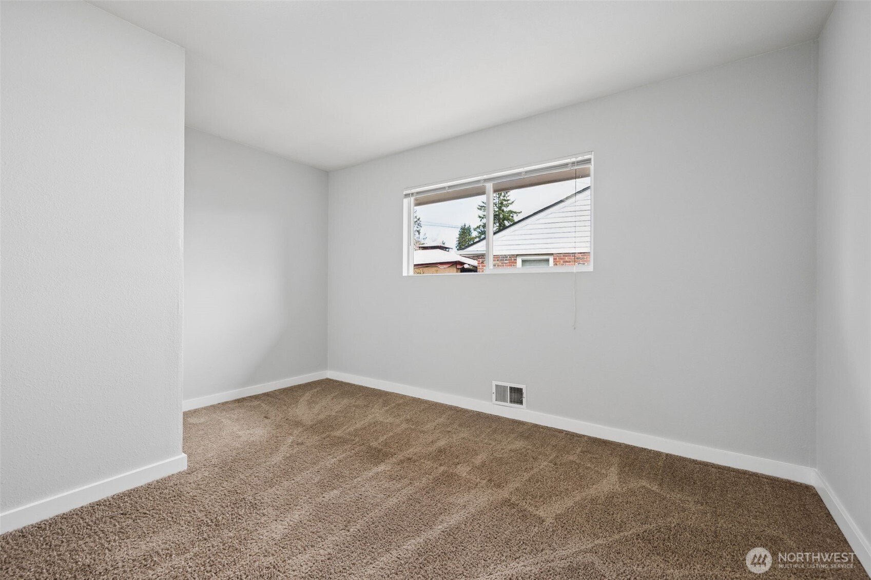 10636 Rainier Avenue SW, Lakewood, WA 98499