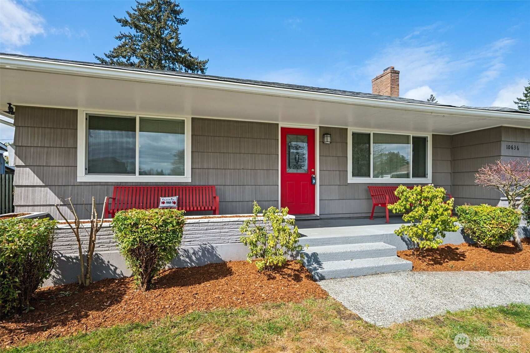 10636 Rainier Avenue SW, Lakewood, WA 98499