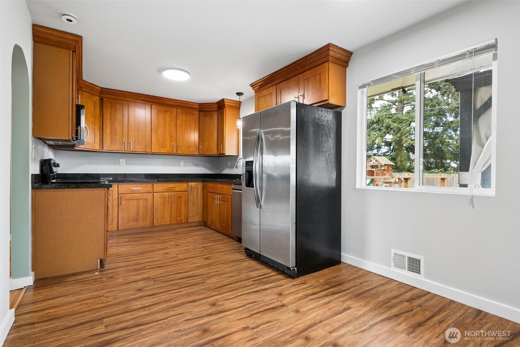 10636 Rainier Avenue SW, Lakewood, WA 98499