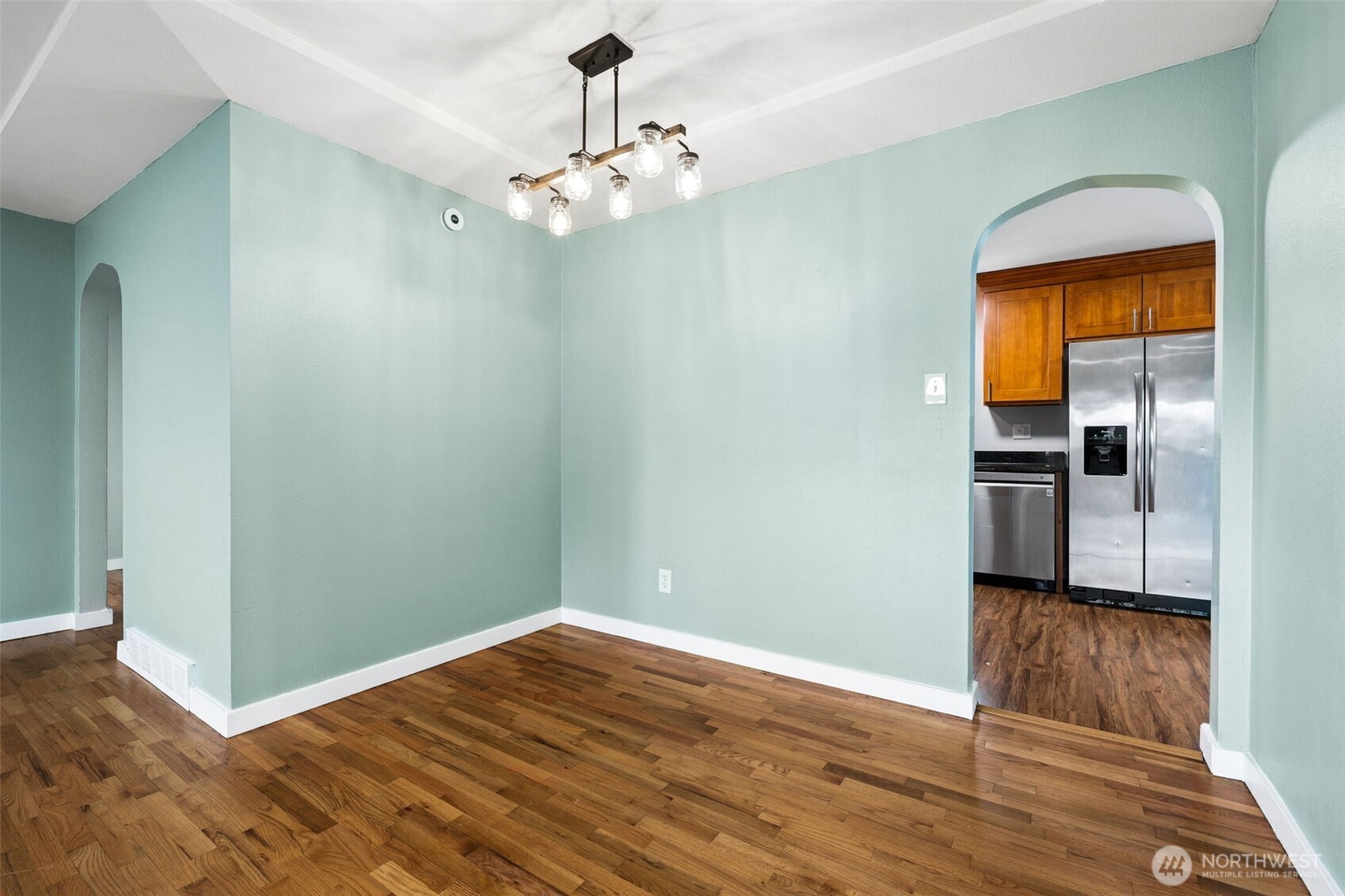 10636 Rainier Avenue SW, Lakewood, WA 98499