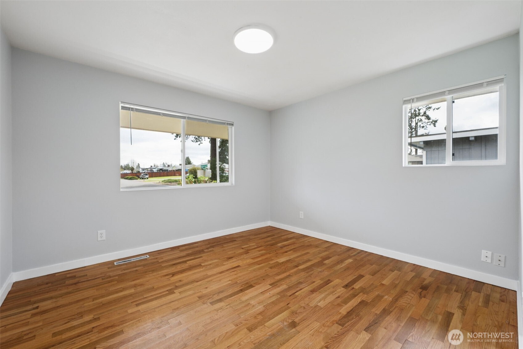 10636 Rainier Avenue SW, Lakewood, WA 98499