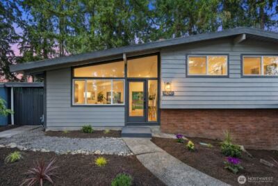 14240 Lake Hills Boulevard , Bellevue, WA 98007 - Photo 2