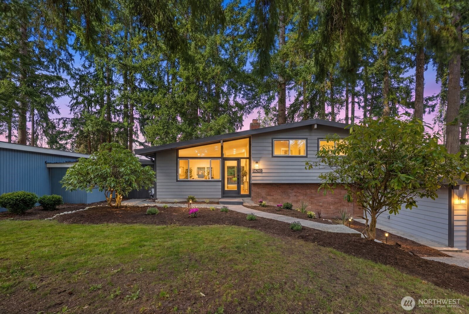14240 Lake Hills Boulevard , Bellevue, WA 98007