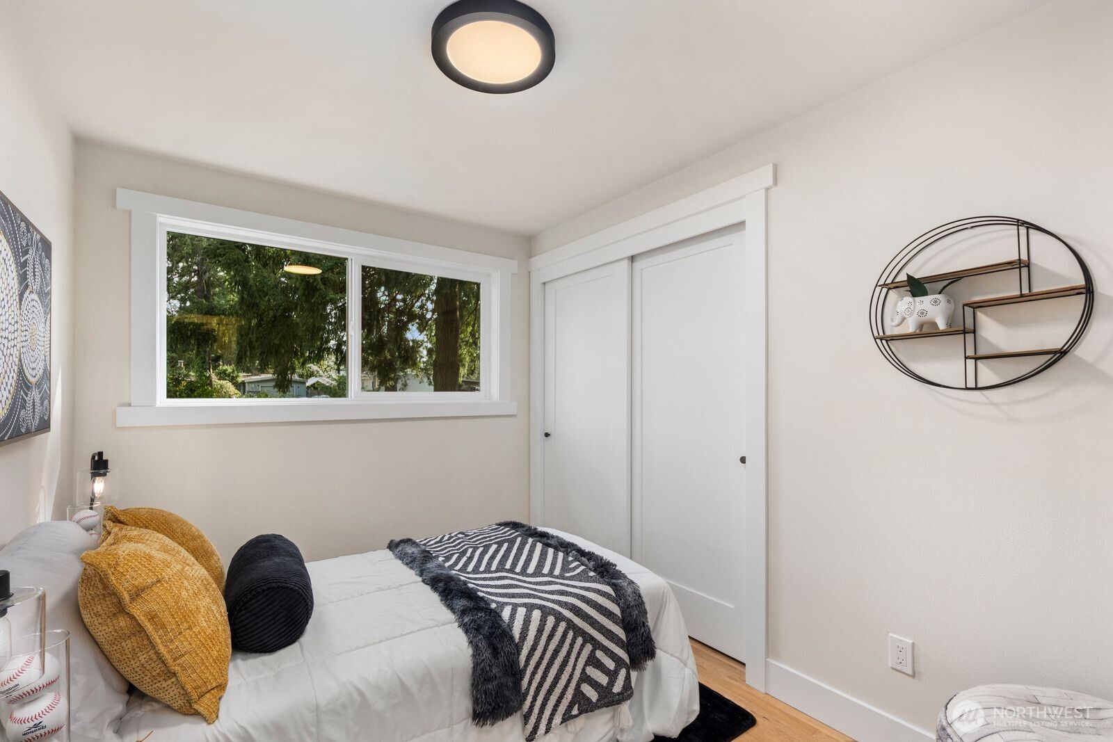 14240 Lake Hills Boulevard , Bellevue, WA 98007