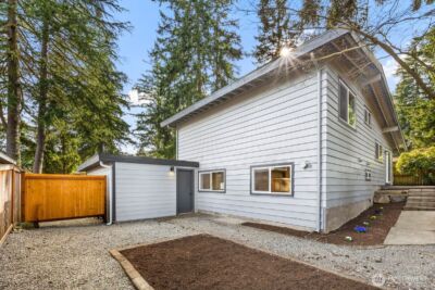 14240 Lake Hills Boulevard , Bellevue, WA 98007 - Photo 34