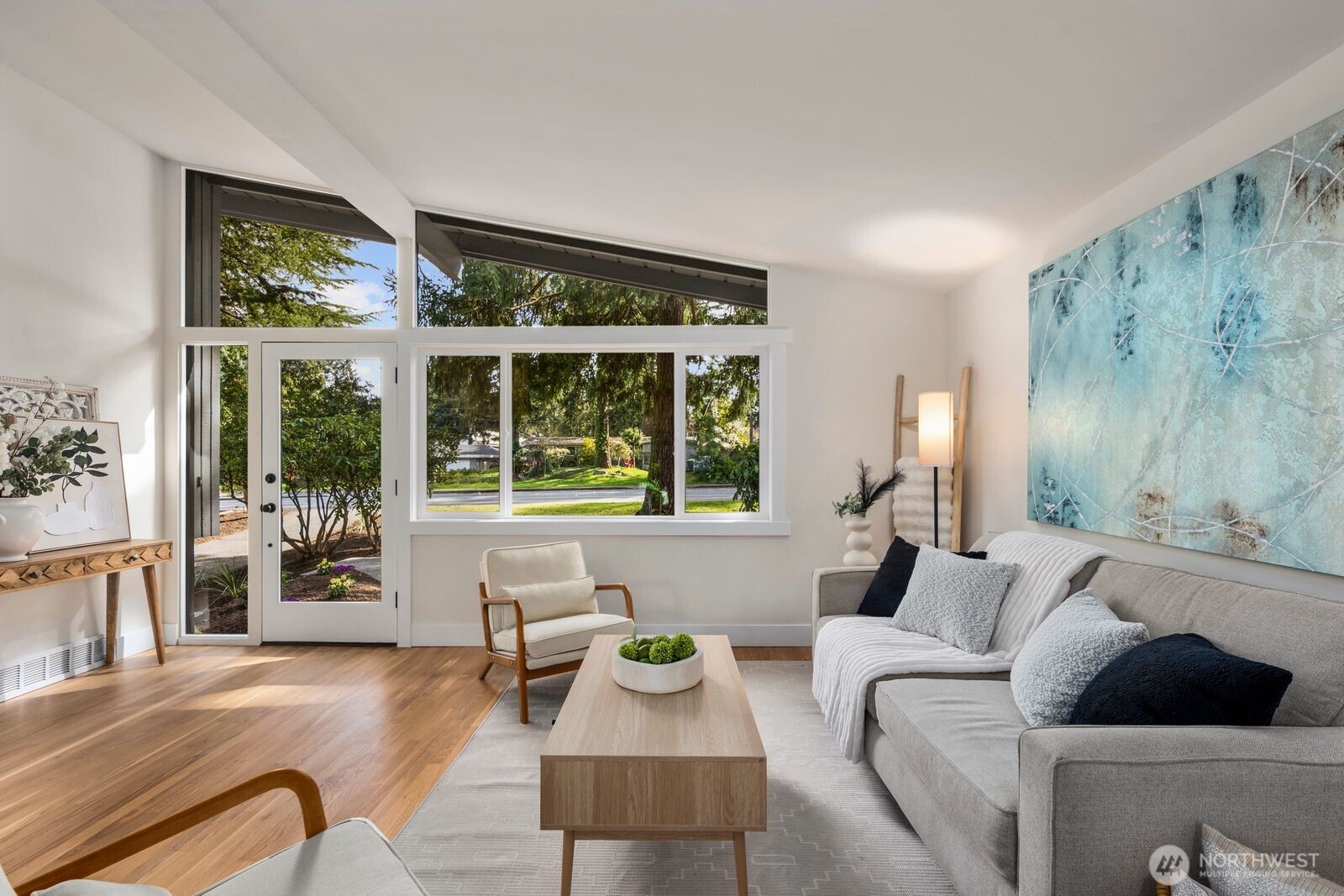 14240 Lake Hills Boulevard , Bellevue, WA 98007