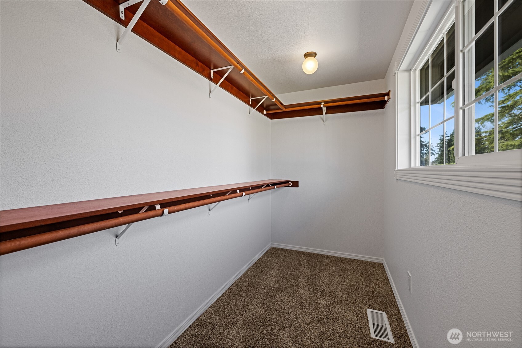 2003 SW 304th Street , Federal Way, WA 98023