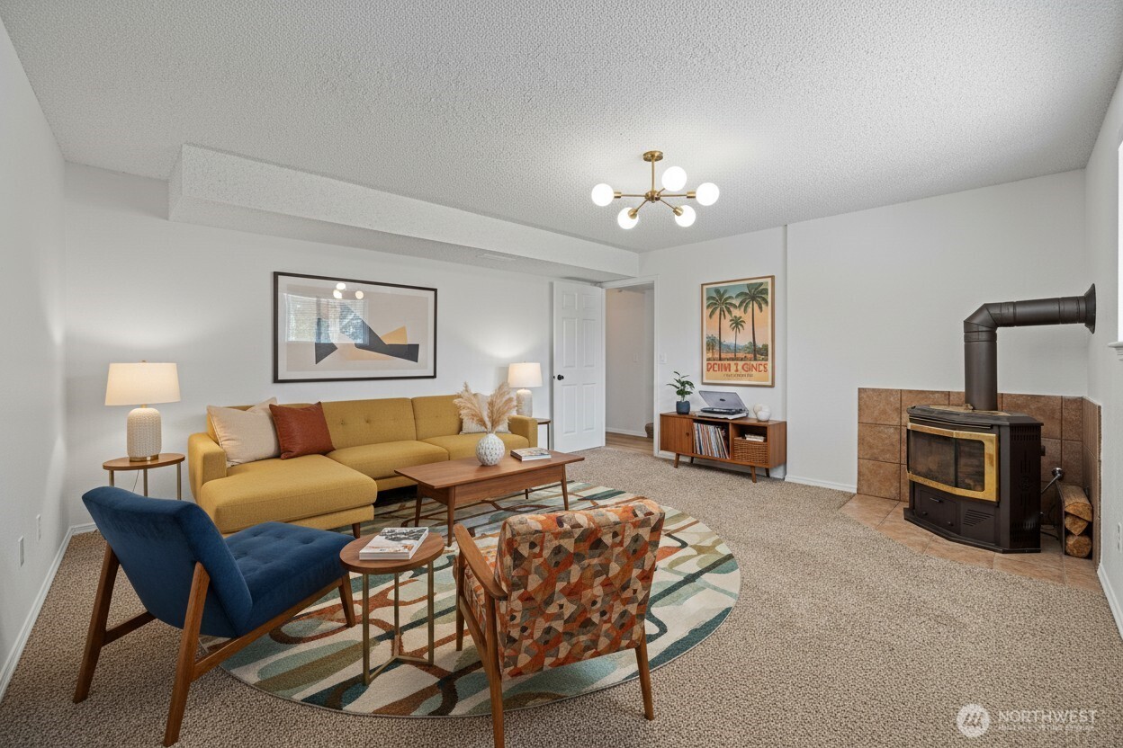 2003 SW 304th Street , Federal Way, WA 98023