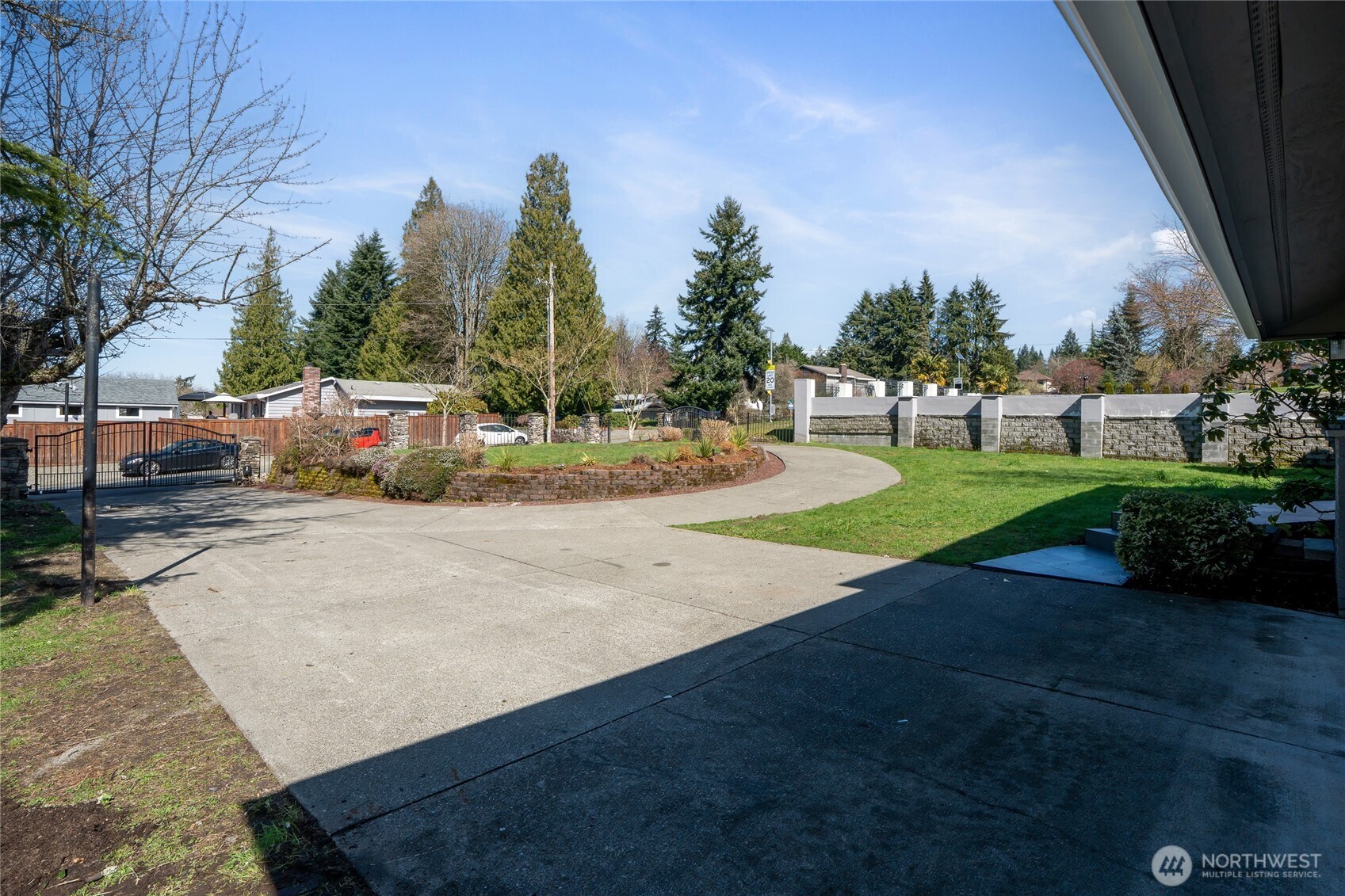 2003 SW 304th Street , Federal Way, WA 98023