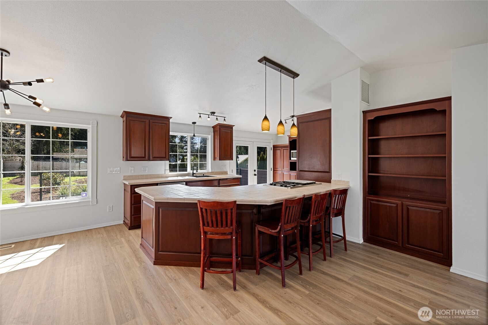 2003 SW 304th Street , Federal Way, WA 98023