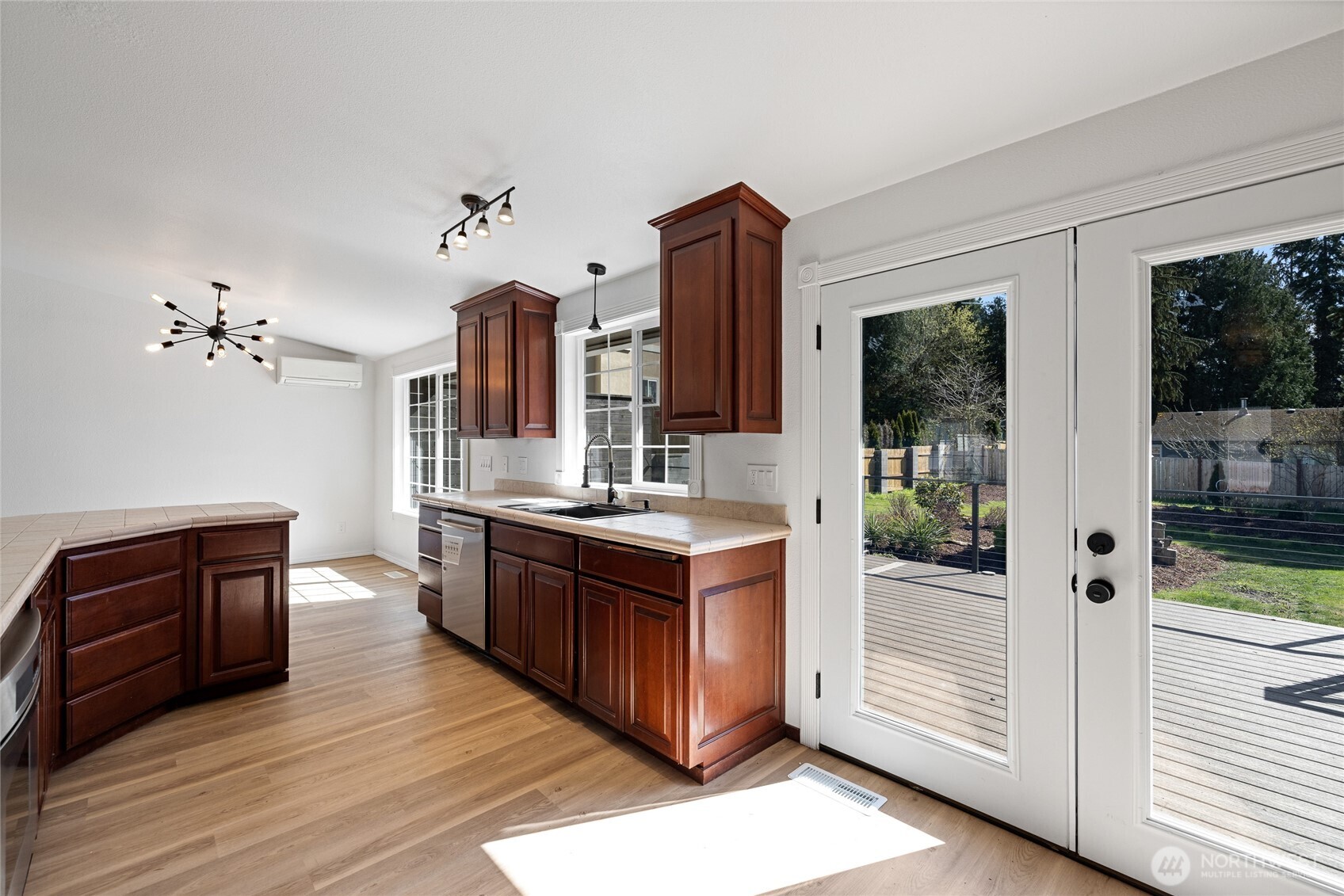 2003 SW 304th Street , Federal Way, WA 98023