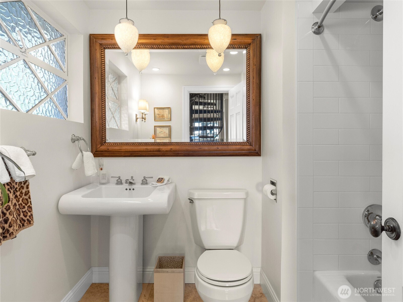 19263 Edgecliff Drive SW, Normandy Park, WA 98166