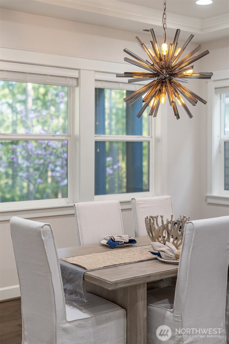 404 6th Lane NE, Issaquah, WA 98029