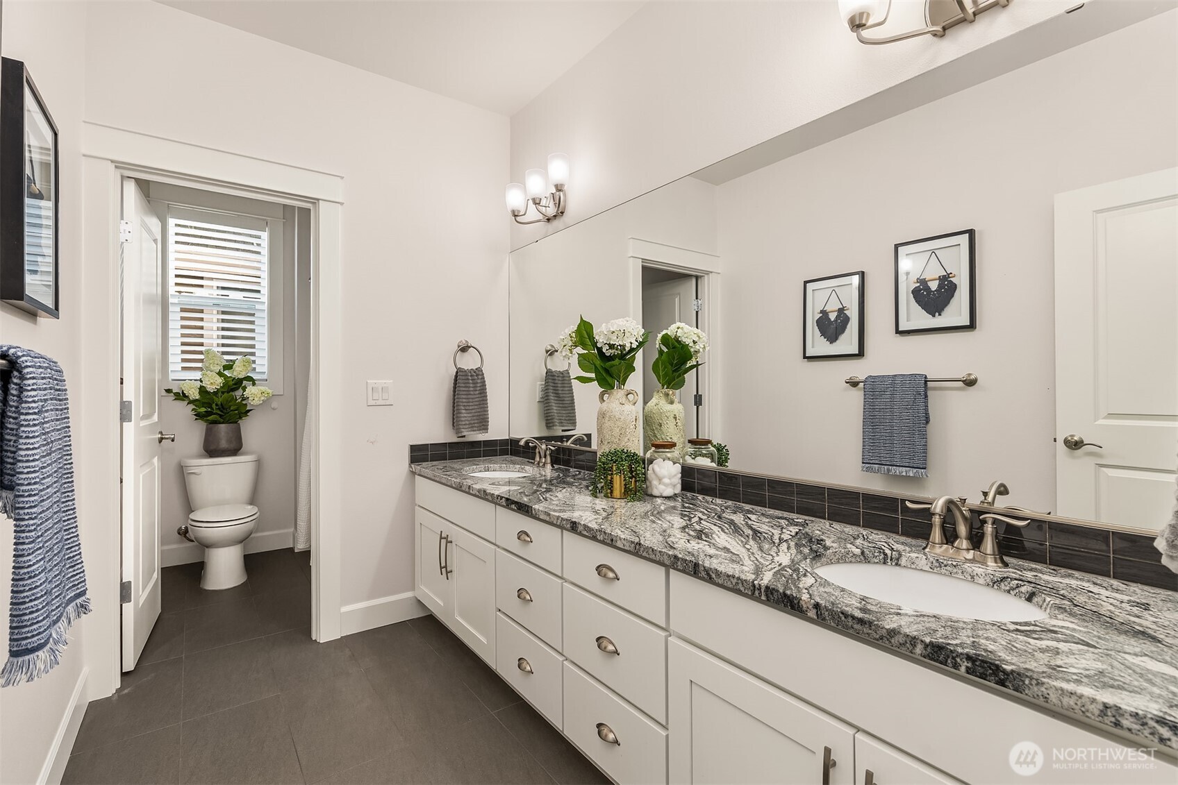 404 6th Lane NE, Issaquah, WA 98029