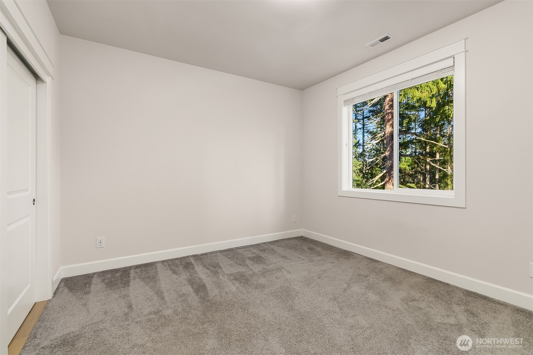 404 6th Lane NE, Issaquah, WA 98029