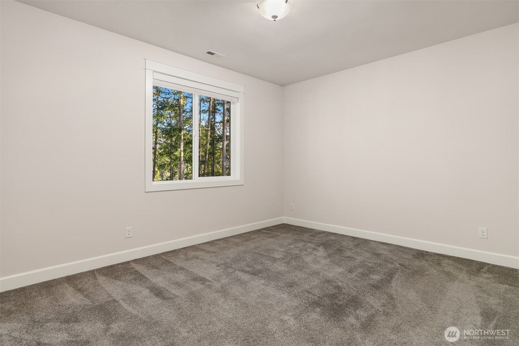 404 6th Lane NE, Issaquah, WA 98029