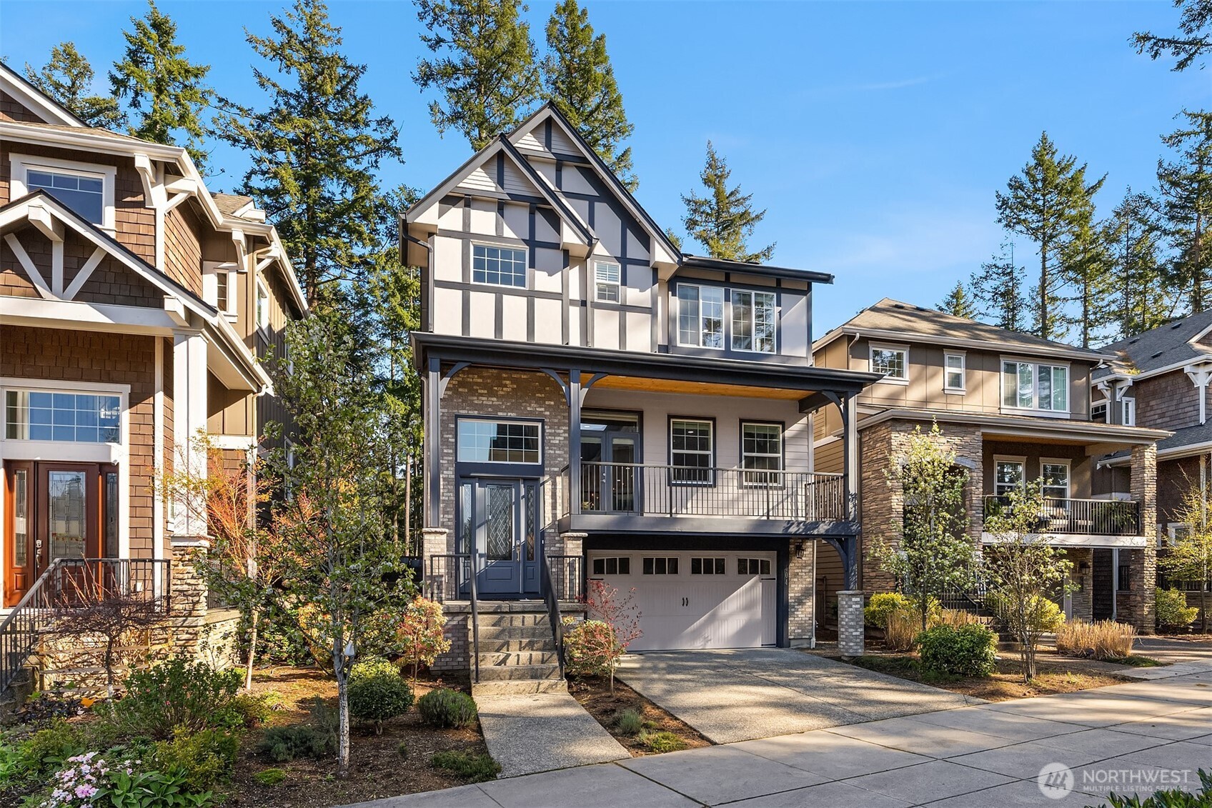 404 6th Lane NE, Issaquah, WA 98029