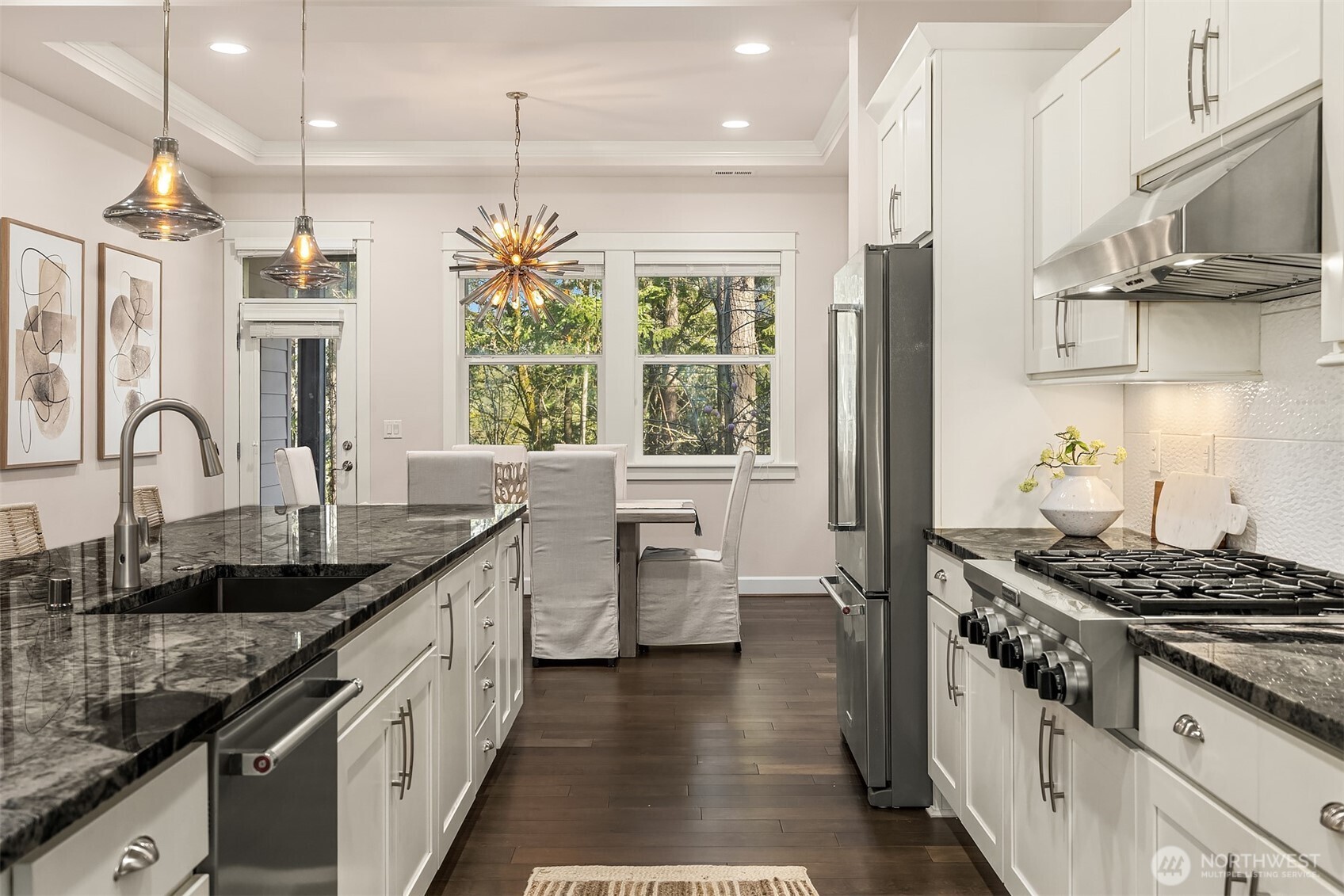 404 6th Lane NE, Issaquah, WA 98029