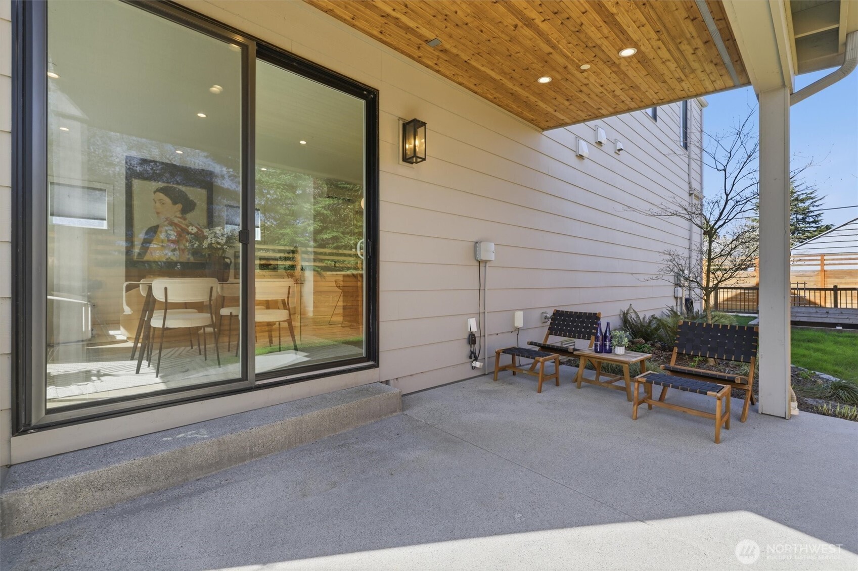 7354 Alonzo Ave NW, Seattle, WA 98117