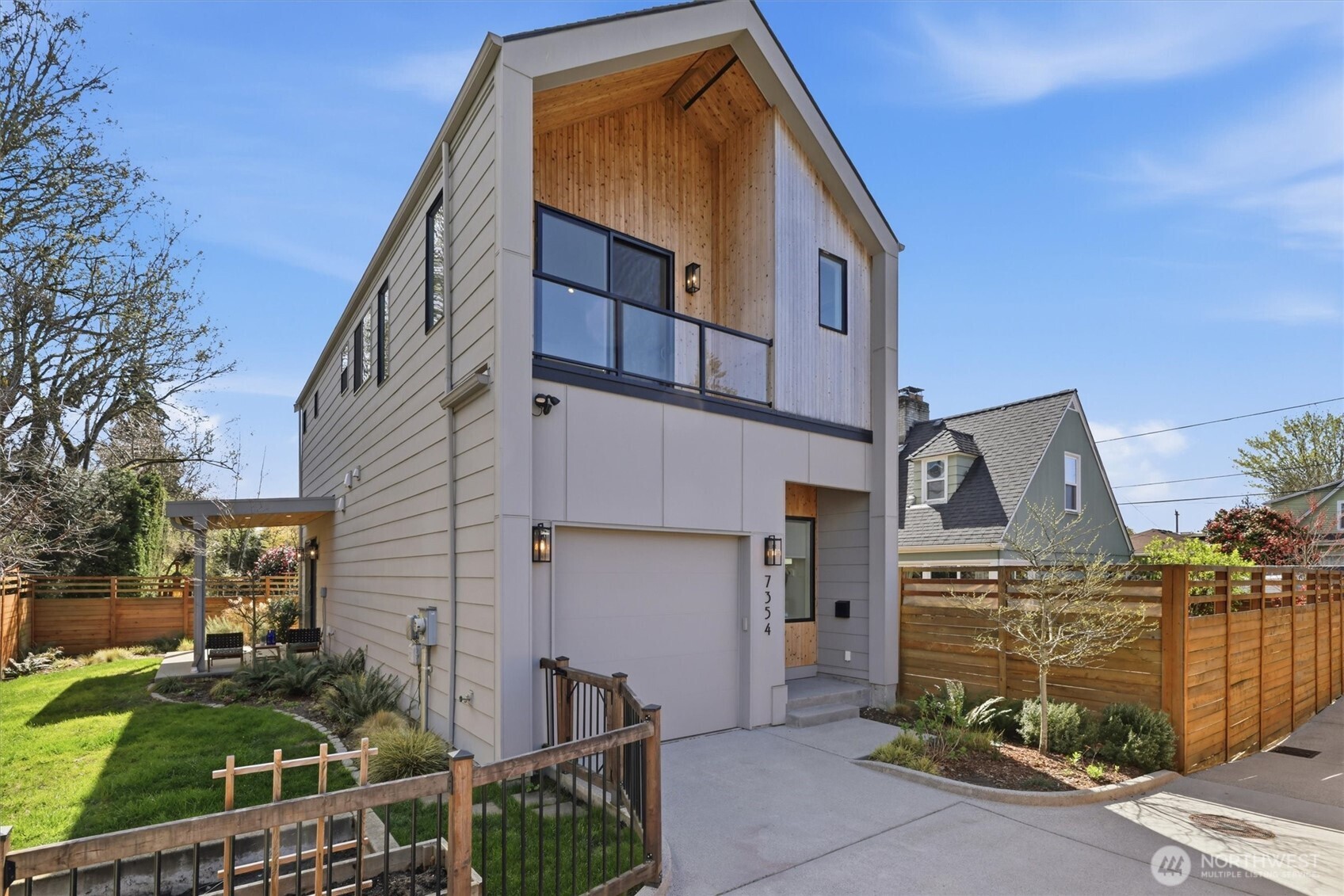 7354 Alonzo Ave NW, Seattle, WA 98117