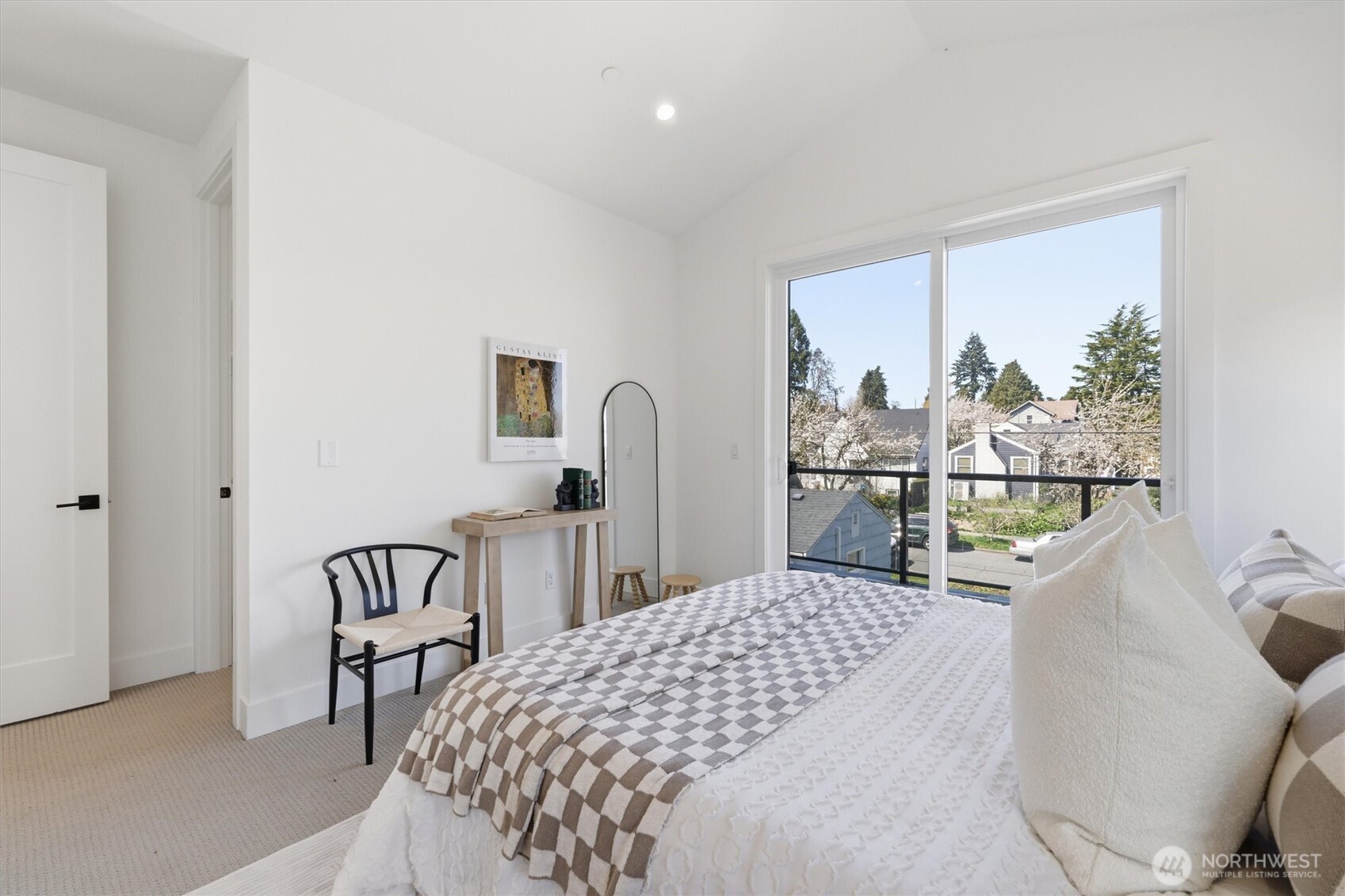 7354 Alonzo Ave NW, Seattle, WA 98117