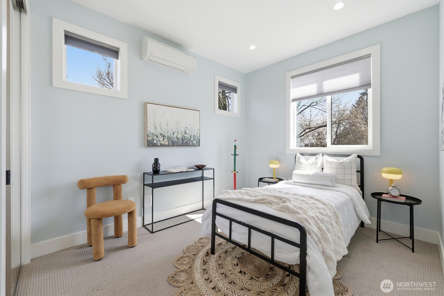 7354 Alonzo Ave NW, Seattle, WA 98117