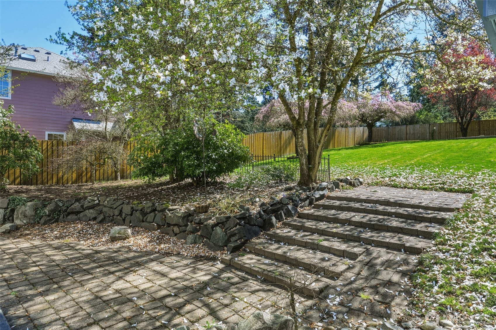 9603 Amanda Drive NE, Olympia, WA 98516
