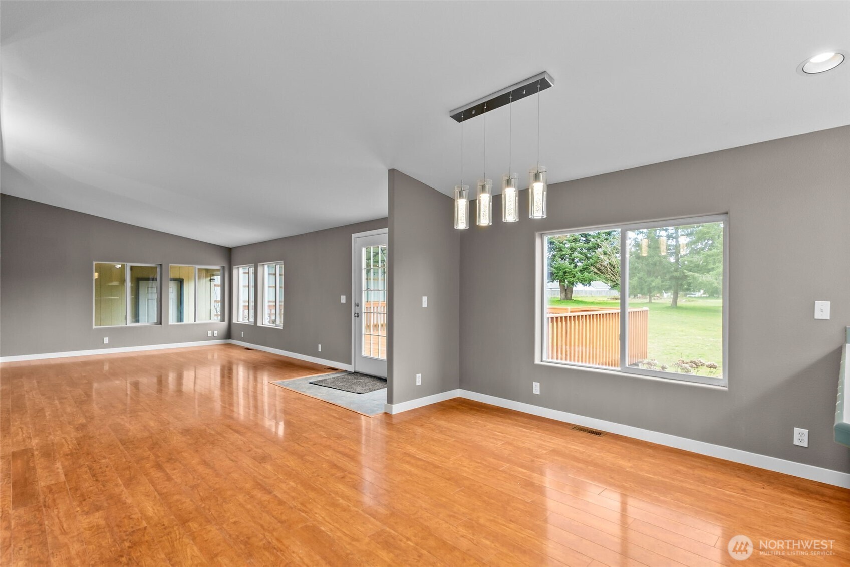 7808 197th Avenue SW, Rochester, WA 98579